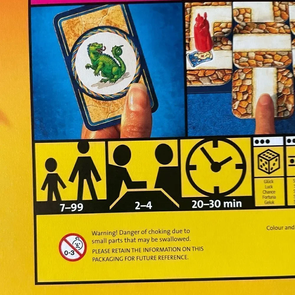 Ravensburger “Labyrinth” 2-4 Player, Family Board Game (Ages 7+).